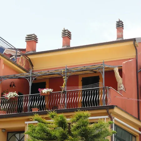 La Lampara Apartment *